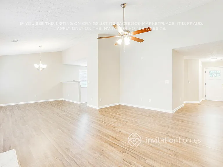 308 Devonshire Dr — Photo 6