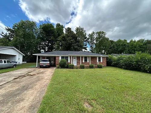 815 Peeler Rd Photo 1
