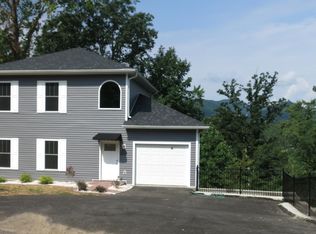 3241 Rasmont Rd, Roanoke, VA 24018