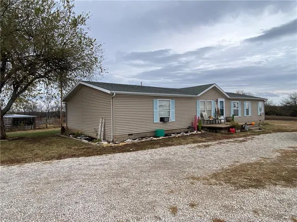 1469 Highway 7, Fort Scott, KS 66701