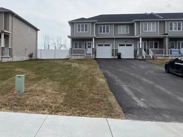 18 Lincoln Dr, Belleville, ON K8N 0T8