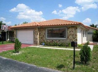 2077 SW 136th Pl, Miami, FL 33175