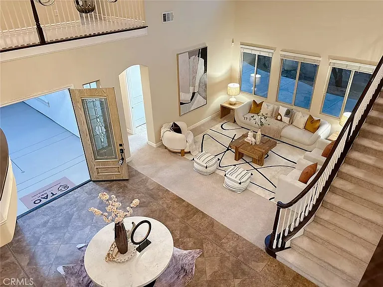 8287 Soft Winds Dr — Photo 3