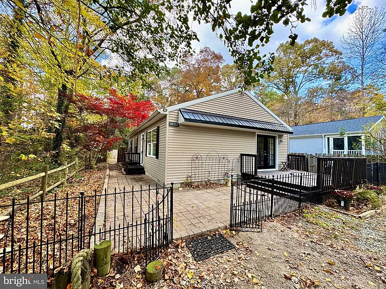 24322 Canal Dr — Photo 5