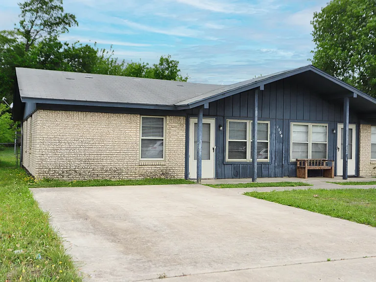 1509 Janis Dr #A — Photo 1
