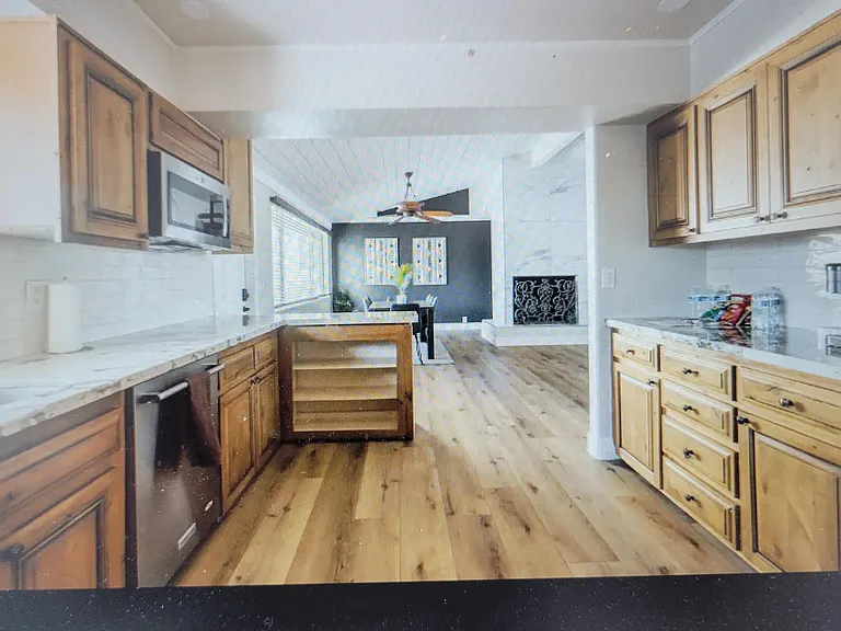 12210 N 67th St — Photo 18