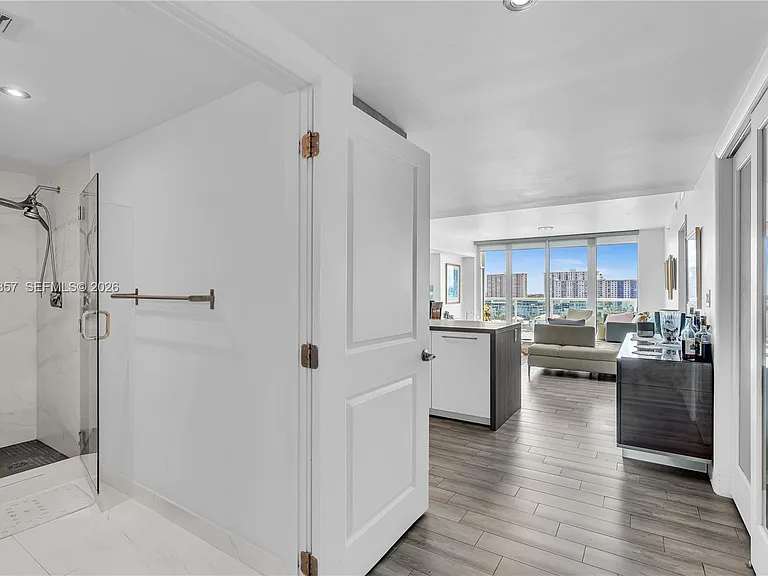 400 Sunny Isles Blvd #907 — Photo 12