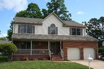 1st image of 802 Gateway Ct