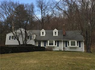 18 Knollwood Rd, Cortlandt Manor, NY 10567