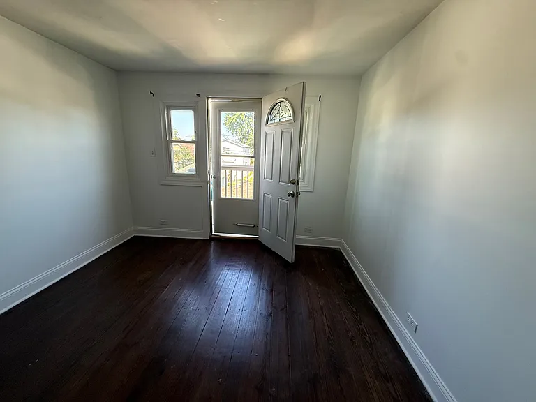 5445 N Lotus Ave — Photo 11