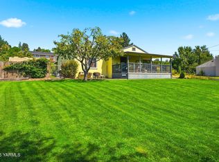8705 Summitview Ave, Yakima, WA 98908