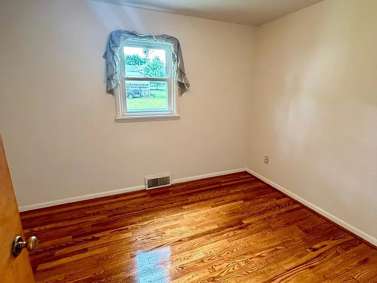 312 Mill Creek Rd — Photo 8