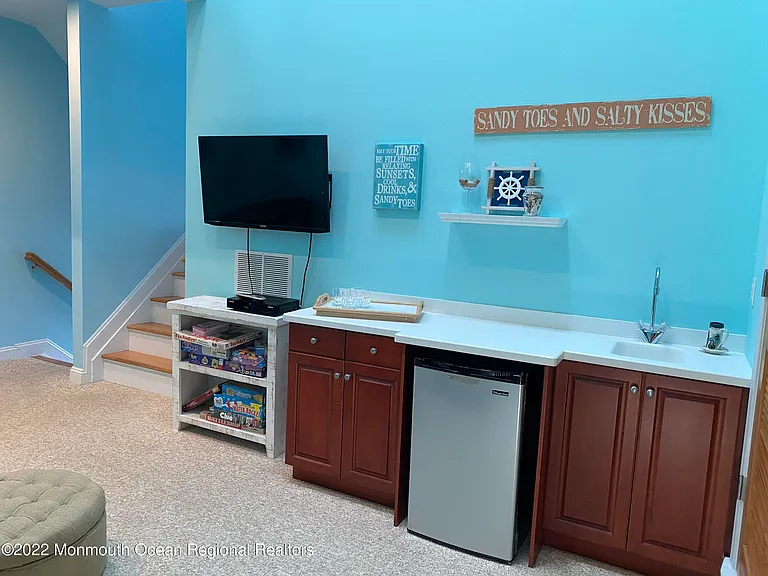 15 Sumner Ave #12 — Photo 13
