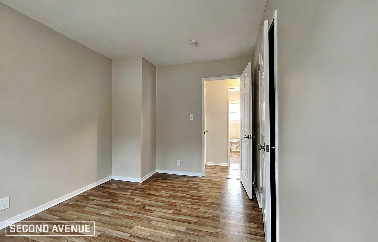 3 bed, 1.0 bath, 925 sqft, $1,495 — Photo 4
