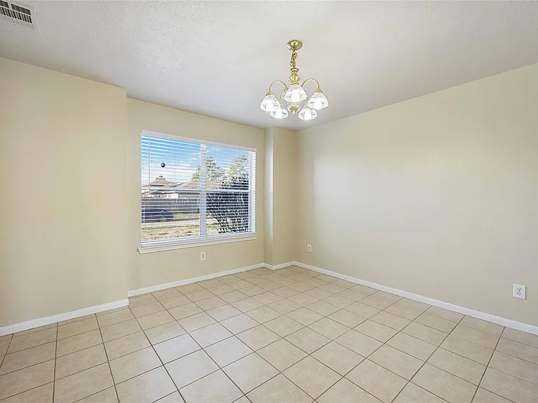 4806 Cotton Ridge Trl — Photo 7