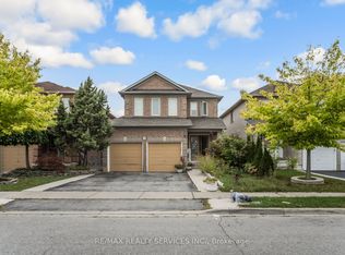 12 Roadmaster Ln, Brampton, ON L7A 3A9