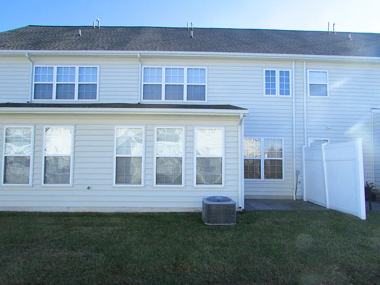 206 W Bourne Way #1-3 — Photo 17