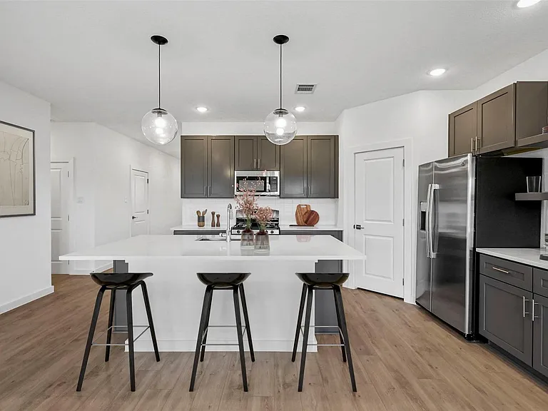 2526 Broken Bow Dr — Photo 4