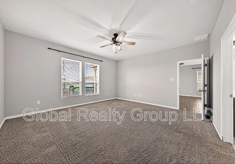 10426 Rosalina Loop — Photo 24