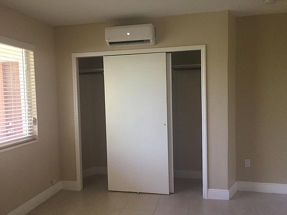 3rd image of 3700 Davie Blvd