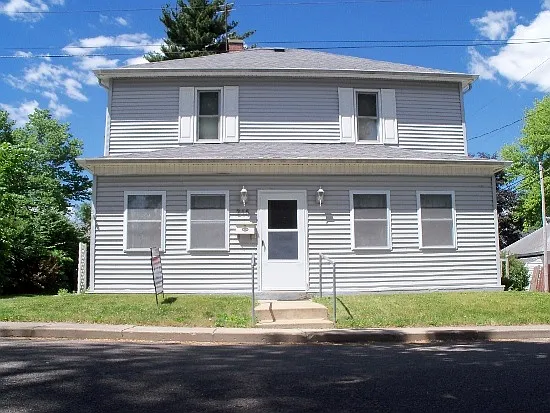 216 W Marmont St photo 1