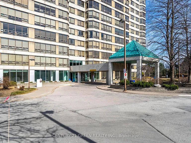 310 Mill St S #712 — Photo 2