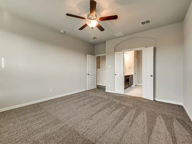 15925 Holly Crk — Photo 16