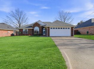 1509 Misty Meadow Dr, Granbury, TX 76048