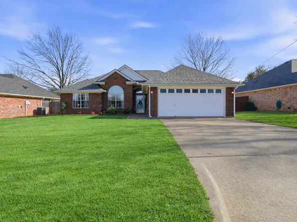 1509 Misty Meadow Dr, Granbury, TX 76048