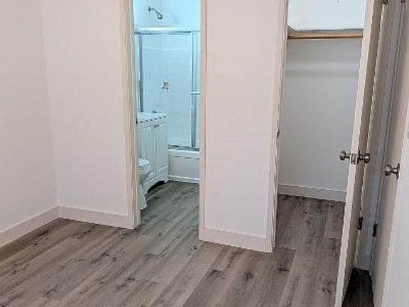 4th image of 1239 Oak Grove Ave APT 307