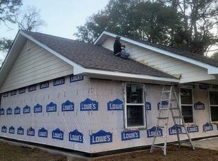 2525 Ridgeway Dr, Gautier, MS 39553