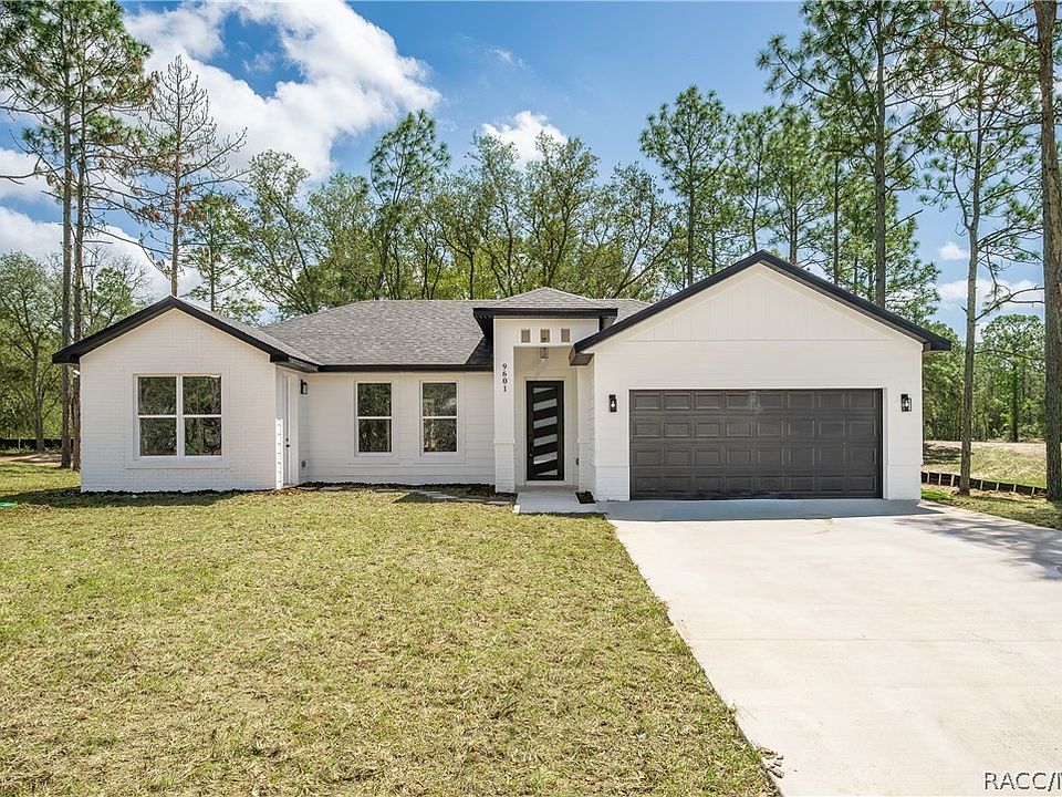 1st image of 9609 N Vaughn Dr