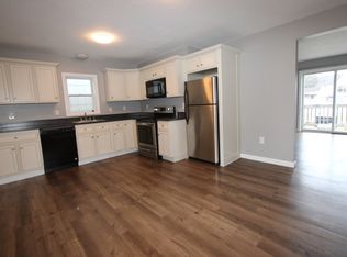 6 Canal St #A, Sutton, MA 01590