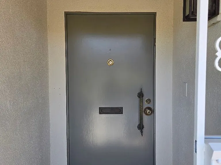 3030 El Camino Ave — Photo 3