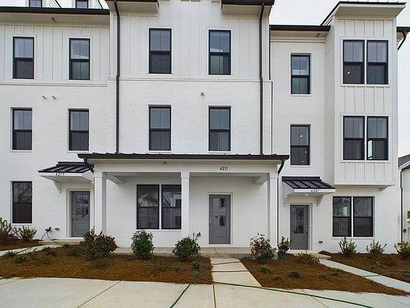 3rd image of 4211 Alexander View Dr