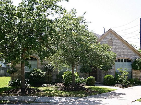 3rd image of 22515 Coral Chase Ct