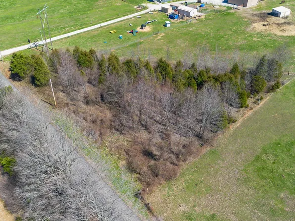 Stonington Rd, Orleans, IN 47452