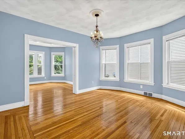 172 Ellsworth Ave #1, New Haven, CT 06511