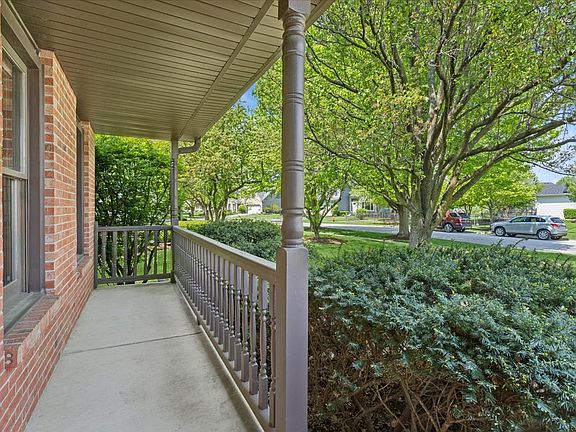 3rd image of 2228 Snapdragon Rd