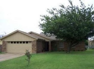 1600 Woodside Ln, Cleburne, TX 76033