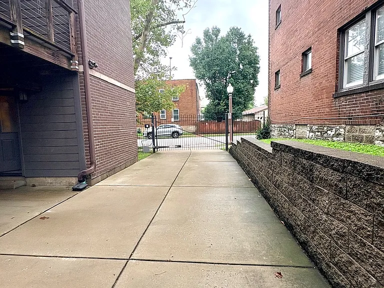 Gated Driveway