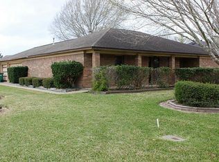 3900 Westglen Dr, Alvin, TX 77511
