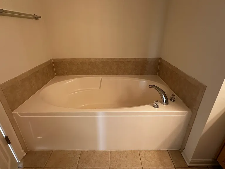 Master Bathroom Tub