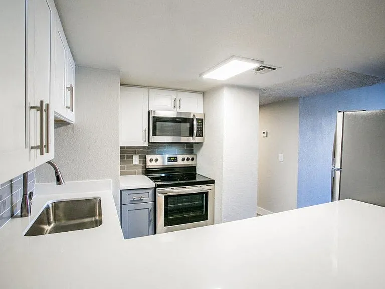 SITE Fifty55 — Photo 13
