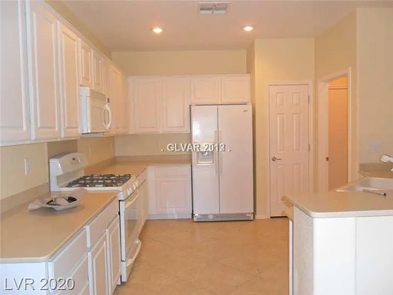 2221 Idaho Falls Dr — Photo 3
