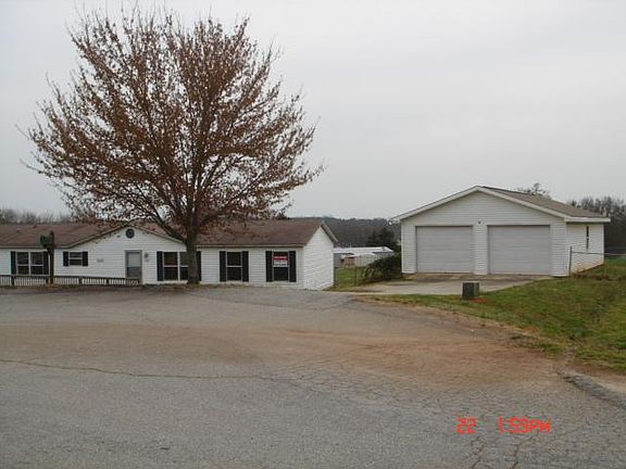 2nd image of 226 Baywood Dr