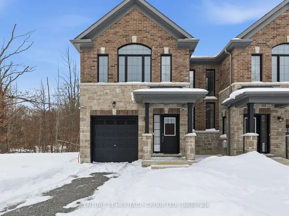 8 Scotia Rd, Georgina, ON L0E 1R0