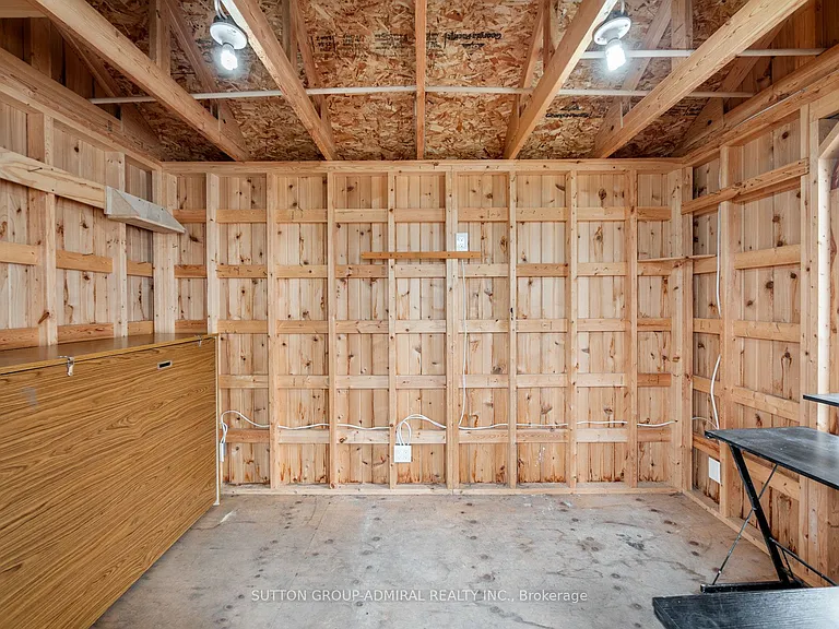 23 Kenworthy Ave — Photo 13