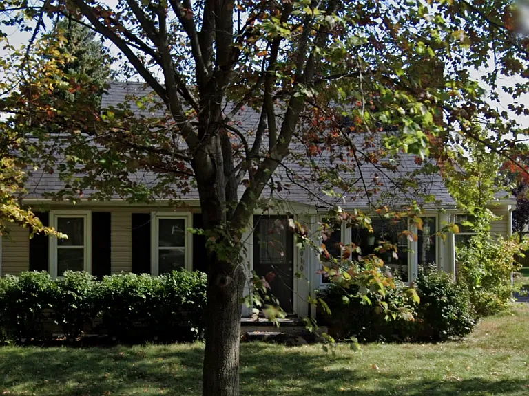 2010 Van Courtland Dr — Photo 6