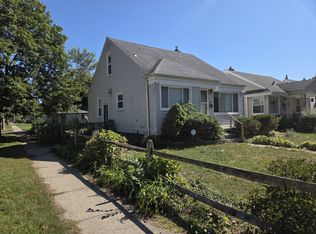 21338 Caledonia Ave, Hazel Park, MI 48030